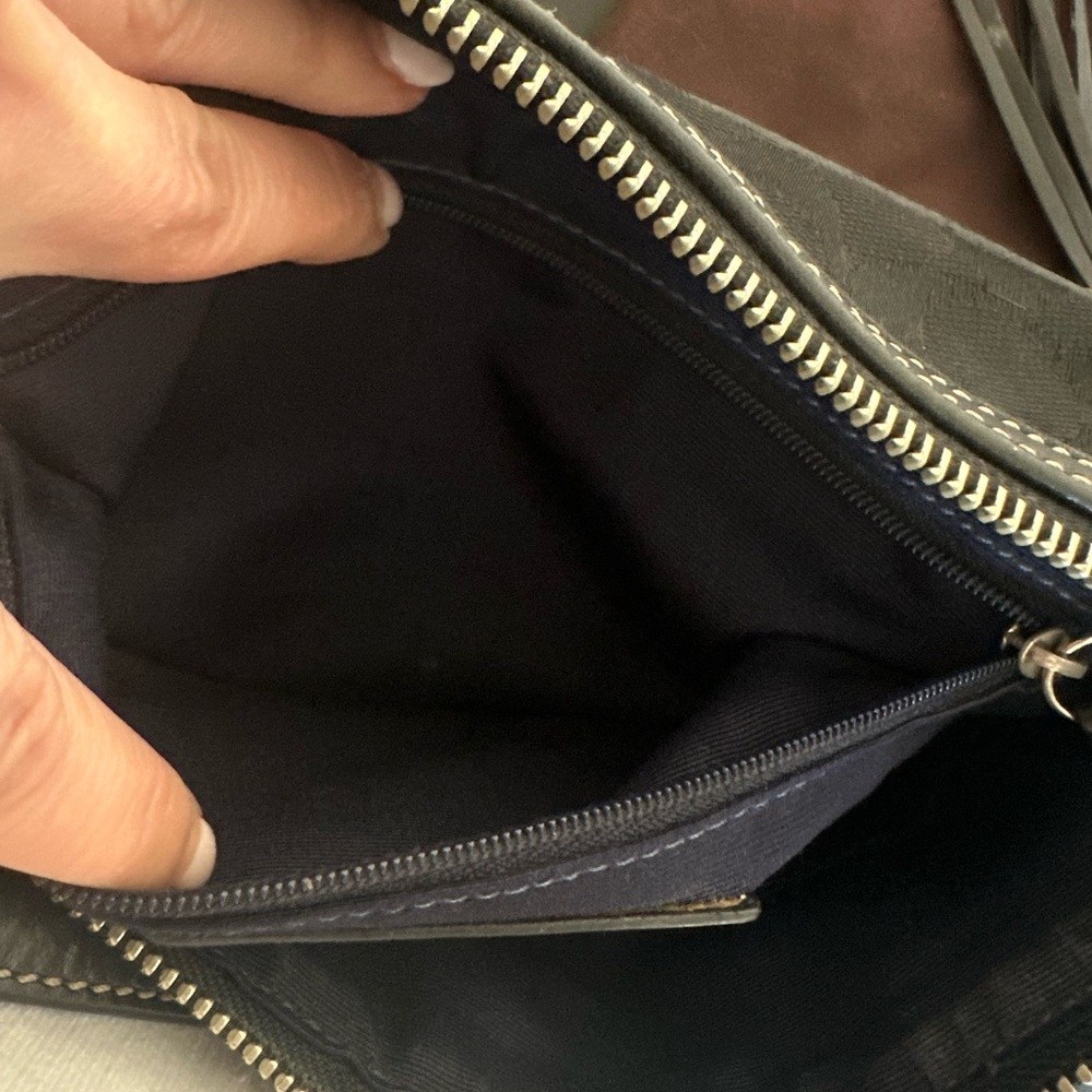 Coach Black Shoulder Bag with Structured Design and Silver Hardware - Picture 13 of 16